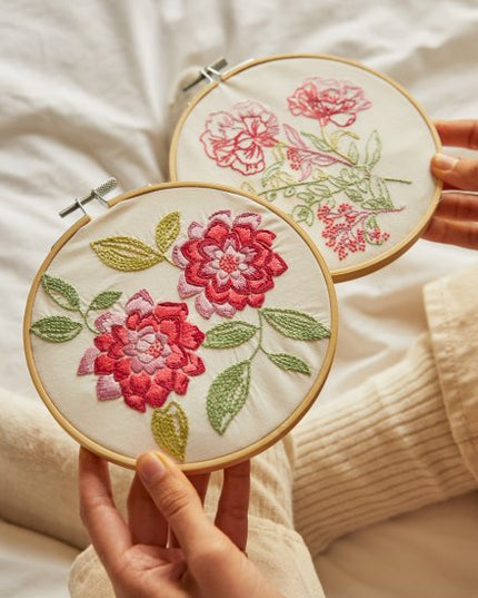 DMC Mindful Making Duo Embroidery Kit The Calming Carnation TB163