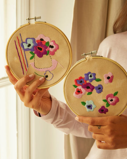 DMC Mindful Making Duo Embroidery Kit The Peaceful Breeze Anemone TB175