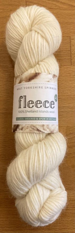 WYS Fleece Bluefaced Leicester Roving Aran Ecru 010