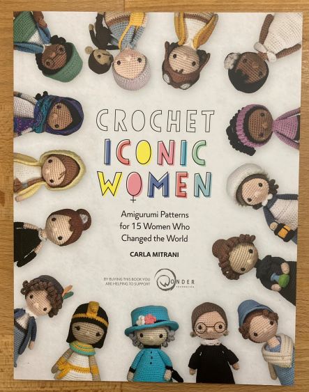 Book Crochet Iconic Women