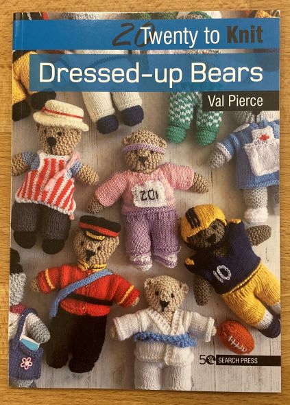 Book 20 to Make Dressed up bears