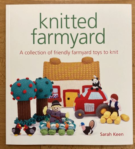 King Cole Foldaway Farmyard Friends Book 1