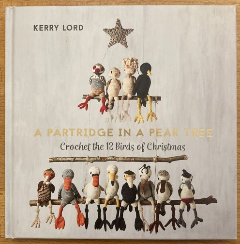 Book A partridge in a pear tree crochet book