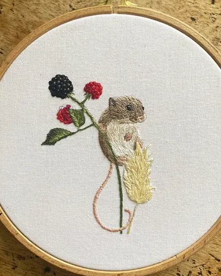 Embroidery Kit Harvest Mouse