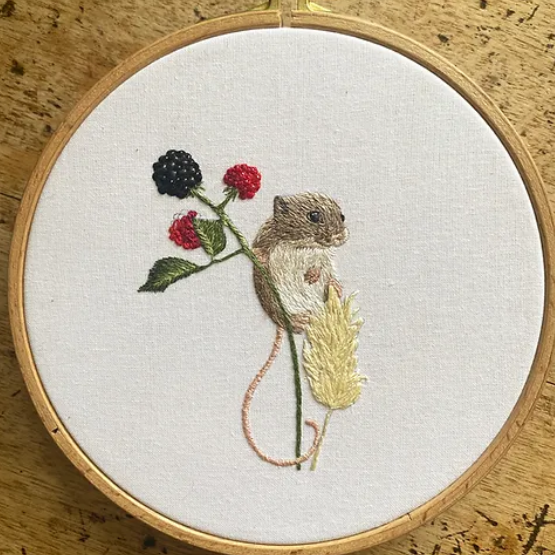 Embroidery Kit Harvest Mouse
