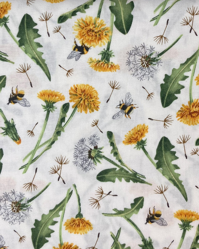 Fabric BEECROFT FLORAL ON WHITE