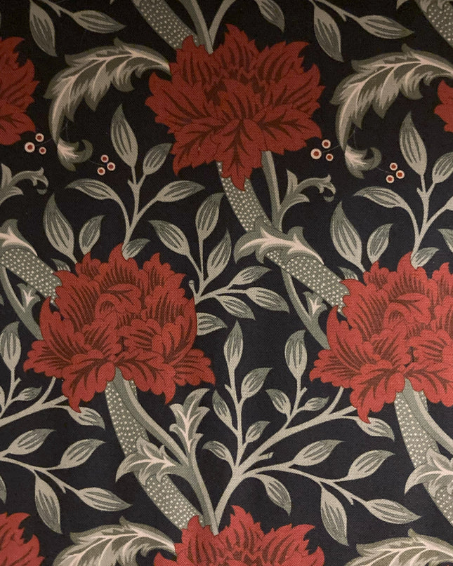 Fabric William Morris Classic V and A Collection Organic Cotton YULETIDE BLOOM WALLFLOWER