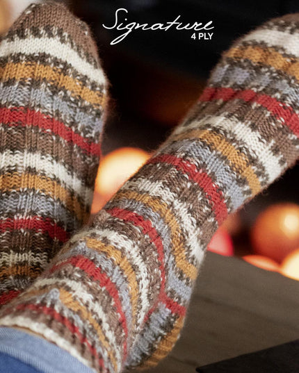 WYS Socks Size 6 to 8 Robin