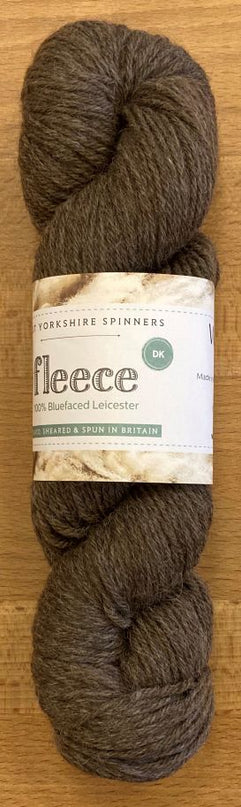 WYS Fleece Bluefaced Leicester Dk Dark Brown 003