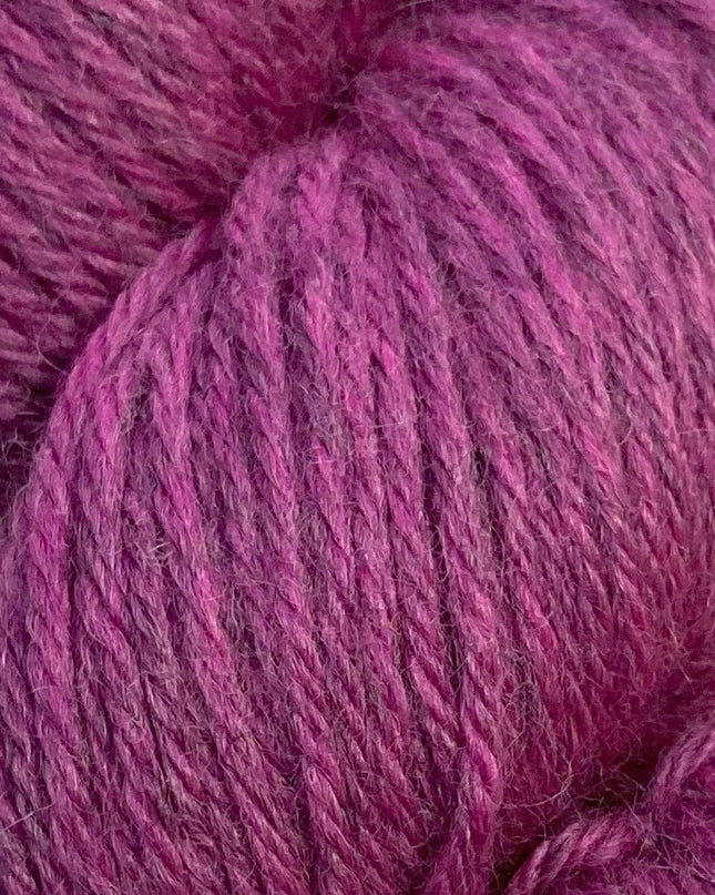 WYS Fleece Bluefaced Leicester Dk Foxglove 1111