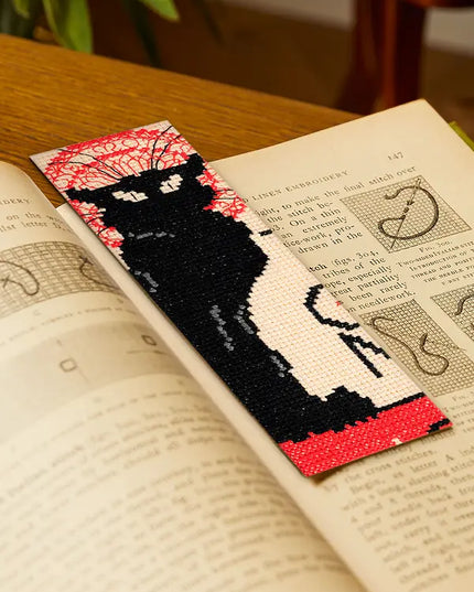 DMC Cross Stitch Bookmark Tour Of The Black Cat BK2011